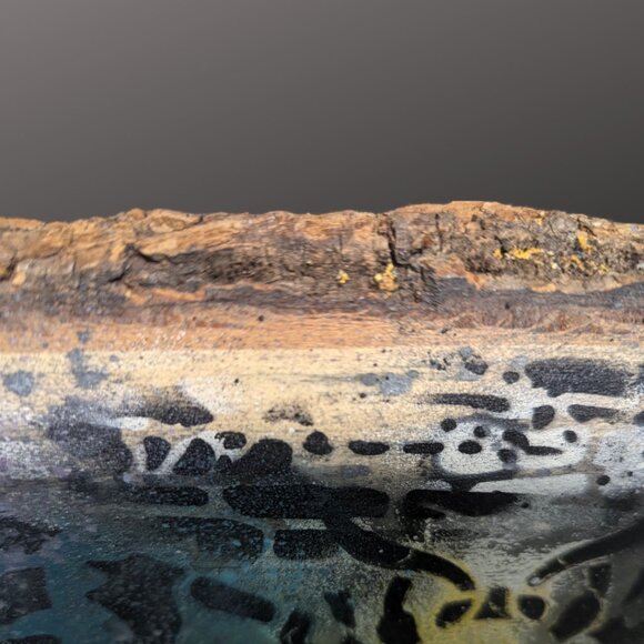 Free Shipping! Death Head Moth Original Painting on Live Edge Wood - Picture 4 of 4